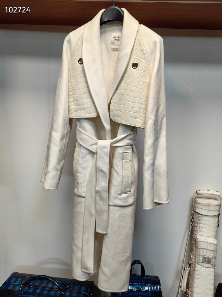 off-white Hermès belted coat with a detachable capelet