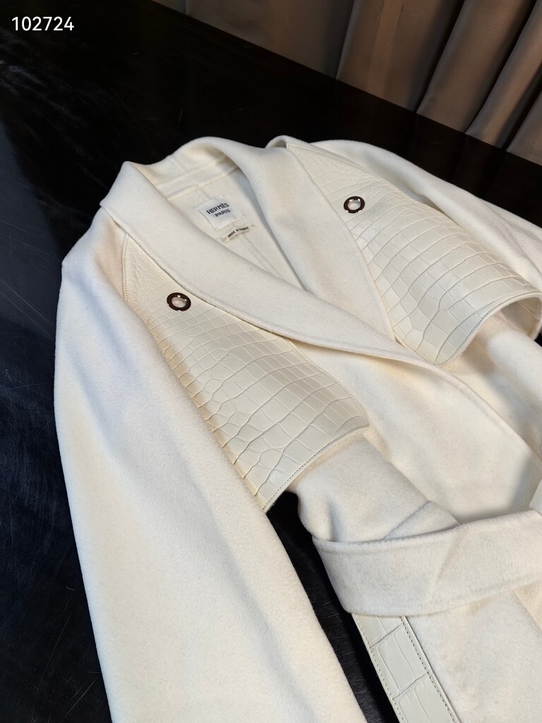 off-white Hermès belted coat with a detachable capelet