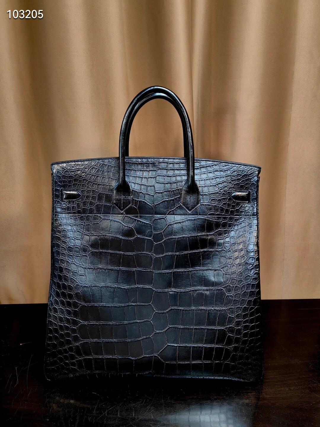Hermès Haut à Courroies (HAC) bag made from crocodile or alligator skin