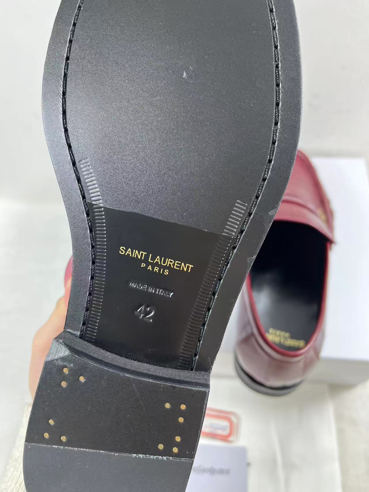 Saint Laurent Campo croc-effect leather loafers in a burgundy color size EU42 mens