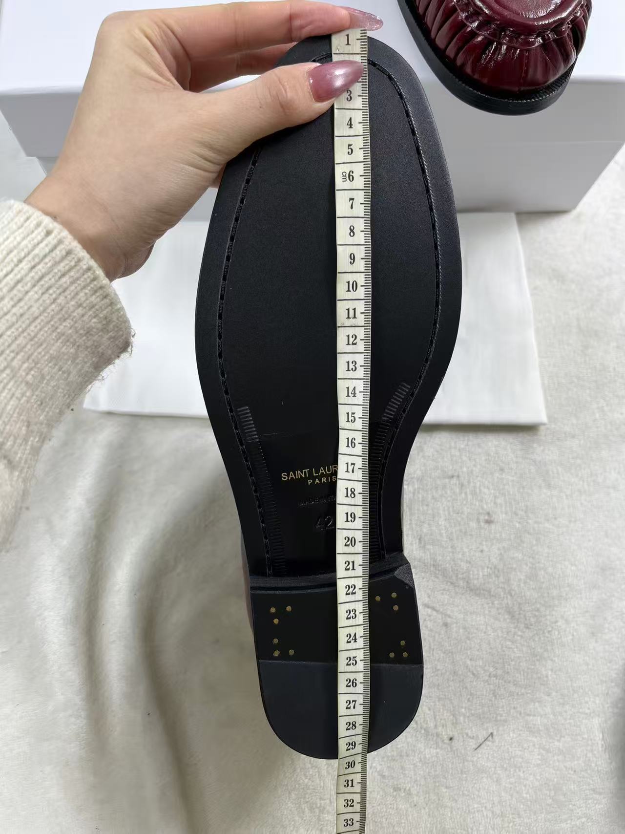 Saint Laurent Campo croc-effect leather loafers in a burgundy color size EU42 mens