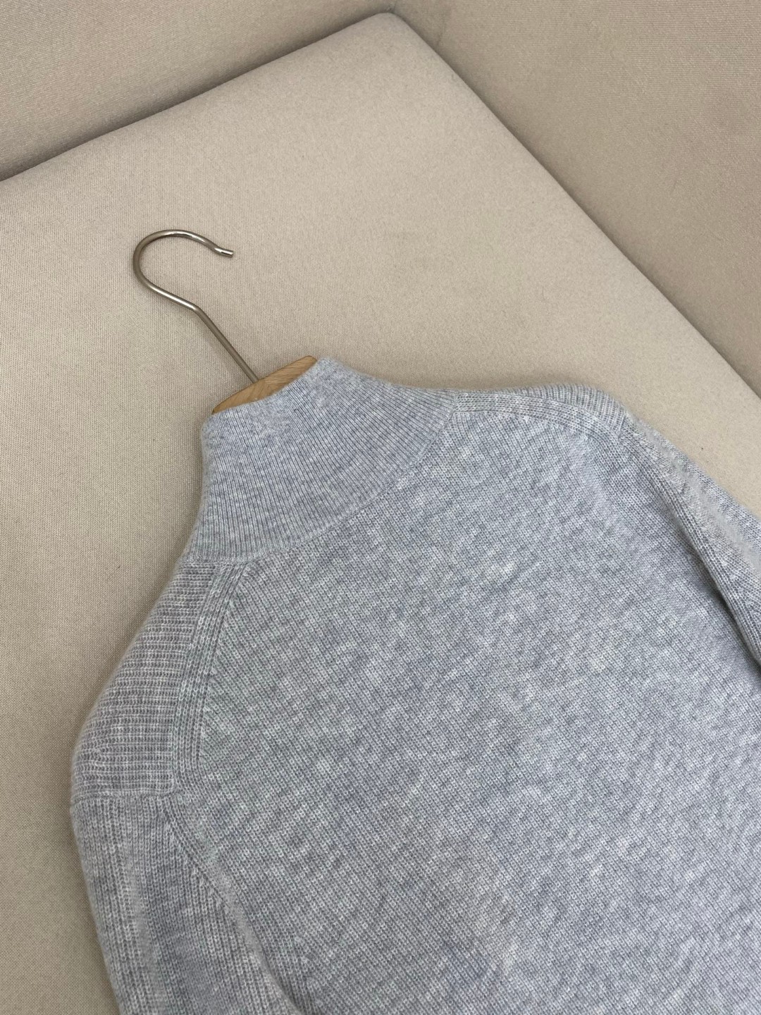 Loropiana grey knitted quarter-zip jumper