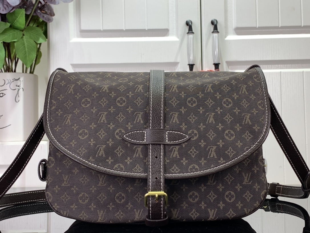 LV Handbag