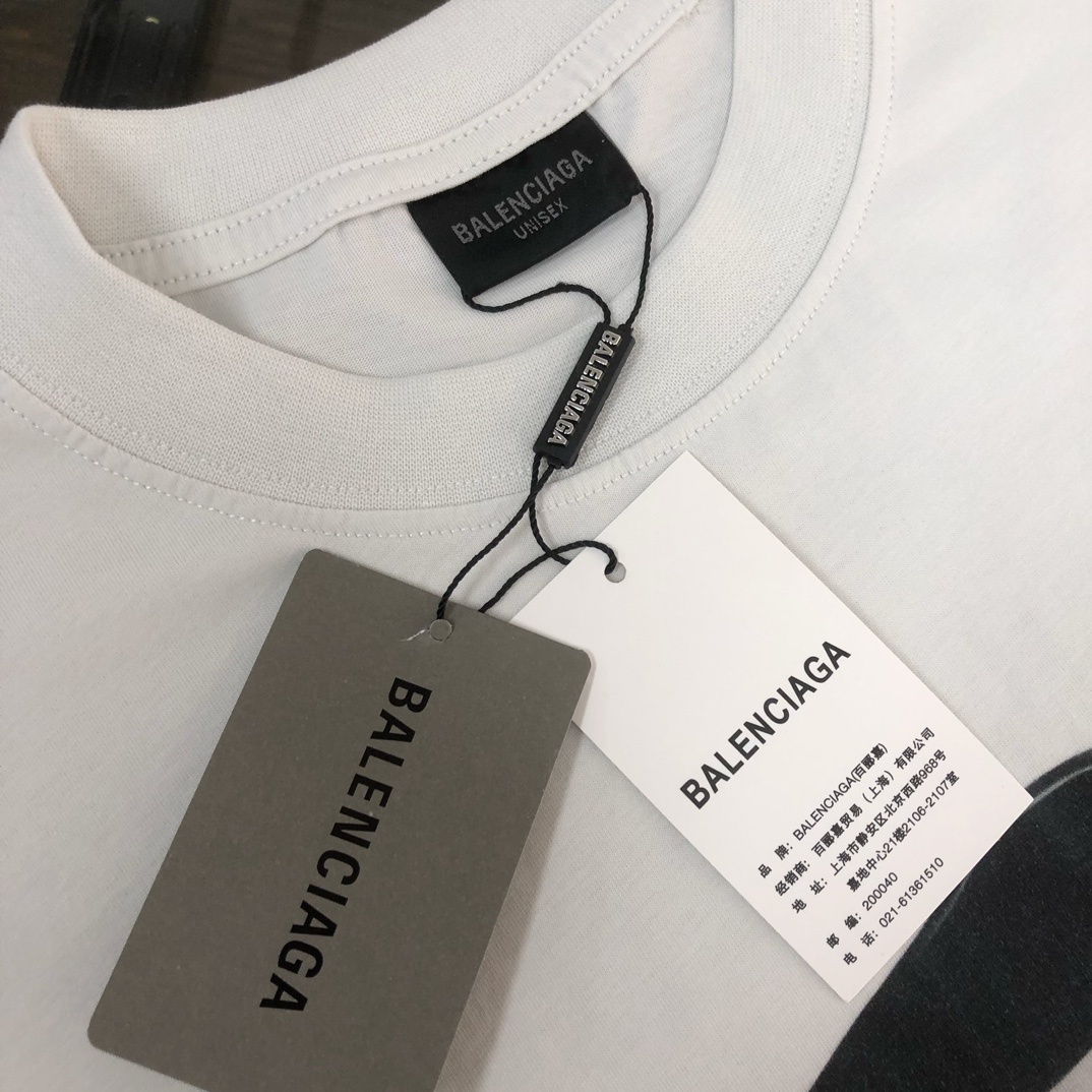 Balenciaga 360 Sunglasses medium-fit T-shirt in dirty white cotton