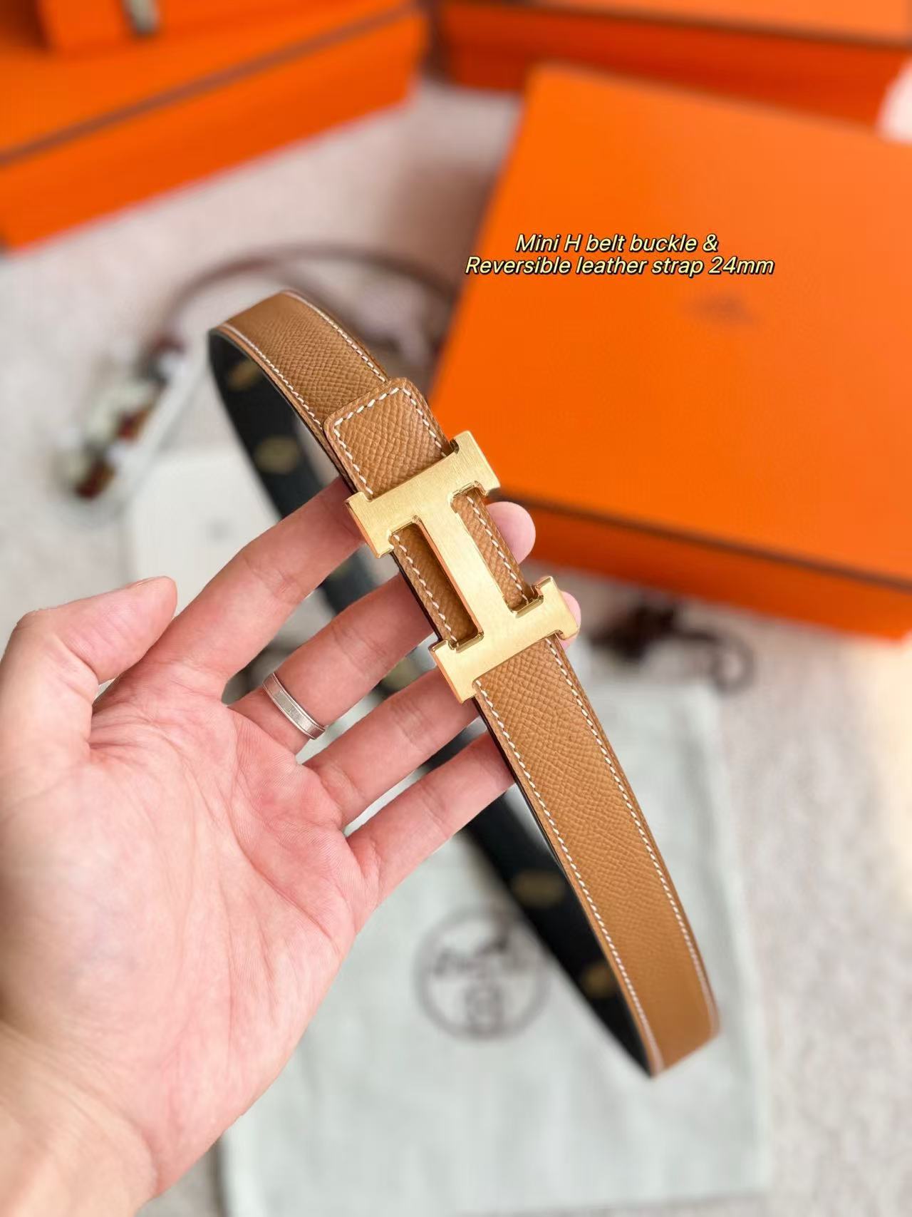 Hermès Focus H buckle and reversible leather strap belt 2.4mm in black and tawny brown leather with a rose gold-plated