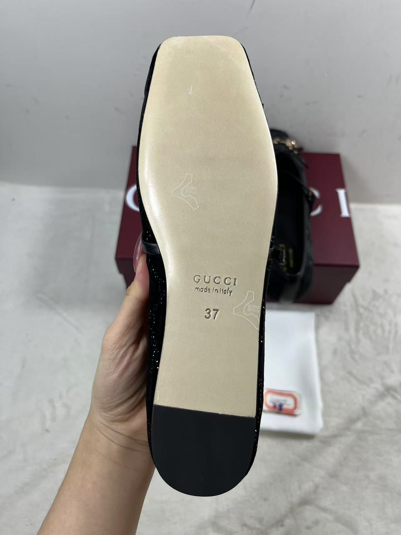 Gucci GG crystal Horsebit ballet flat in black velvet. Size EU37 womens