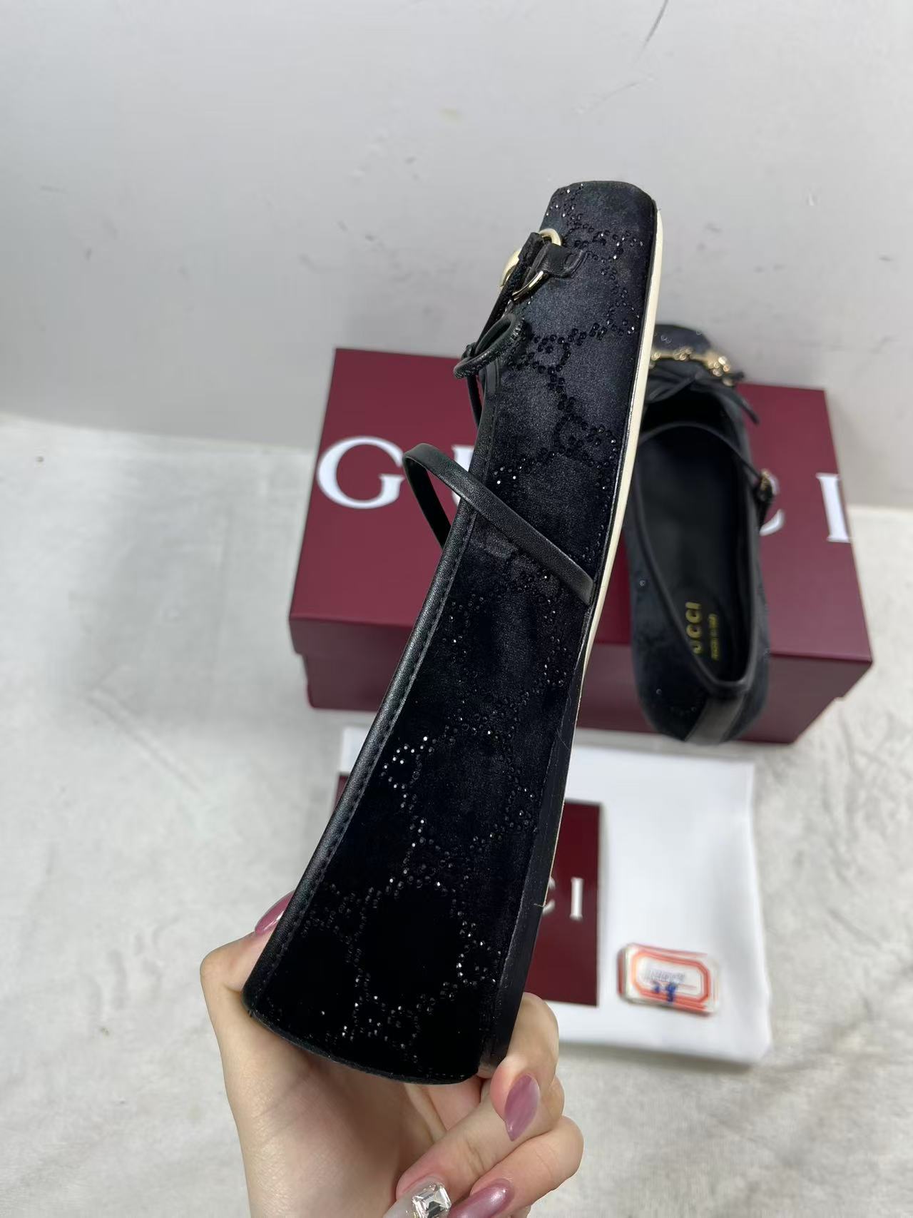 Gucci GG crystal Horsebit ballet flat in black velvet. Size EU37 womens