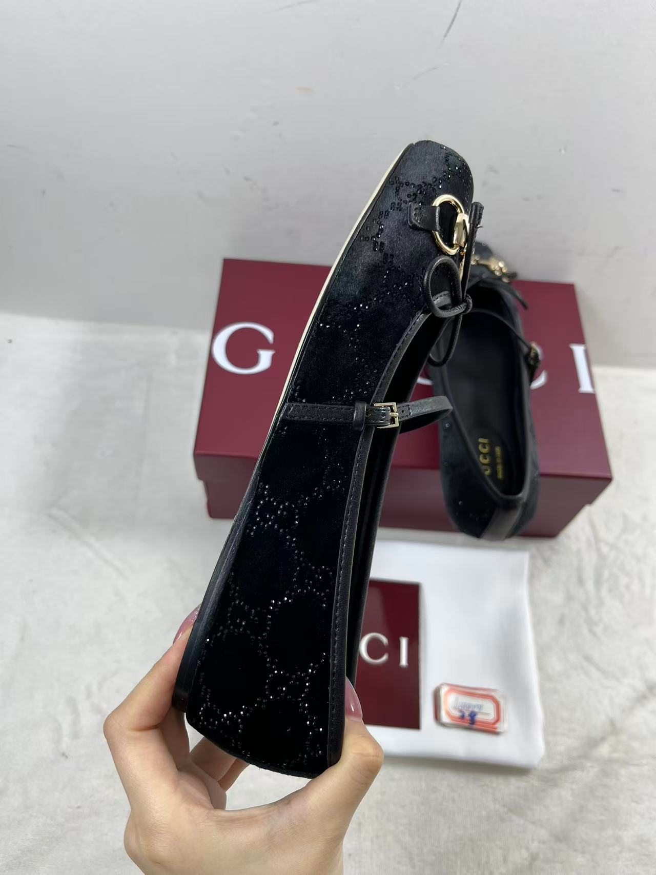Gucci GG crystal Horsebit ballet flat in black velvet. Size EU37 womens