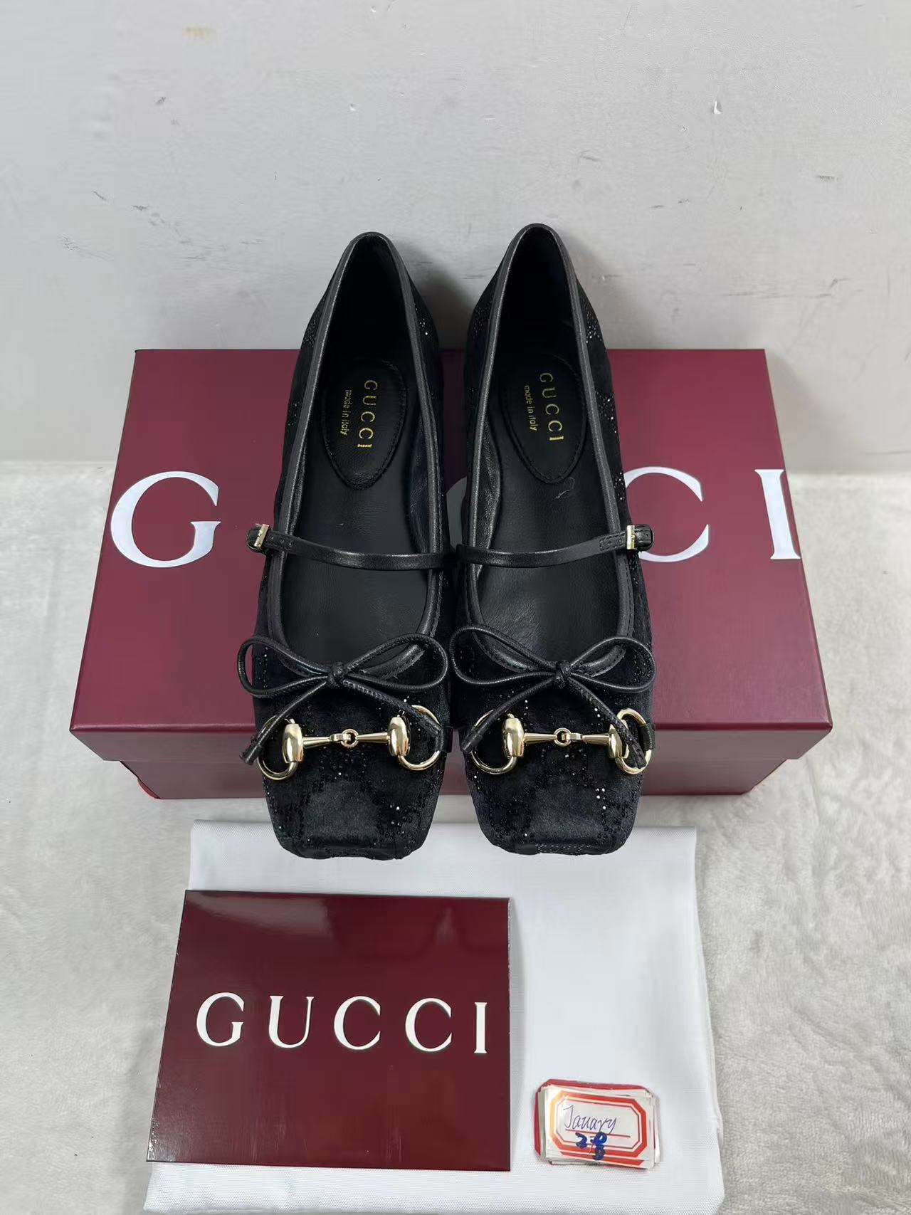 Gucci GG crystal Horsebit ballet flat in black velvet. Size EU37 womens