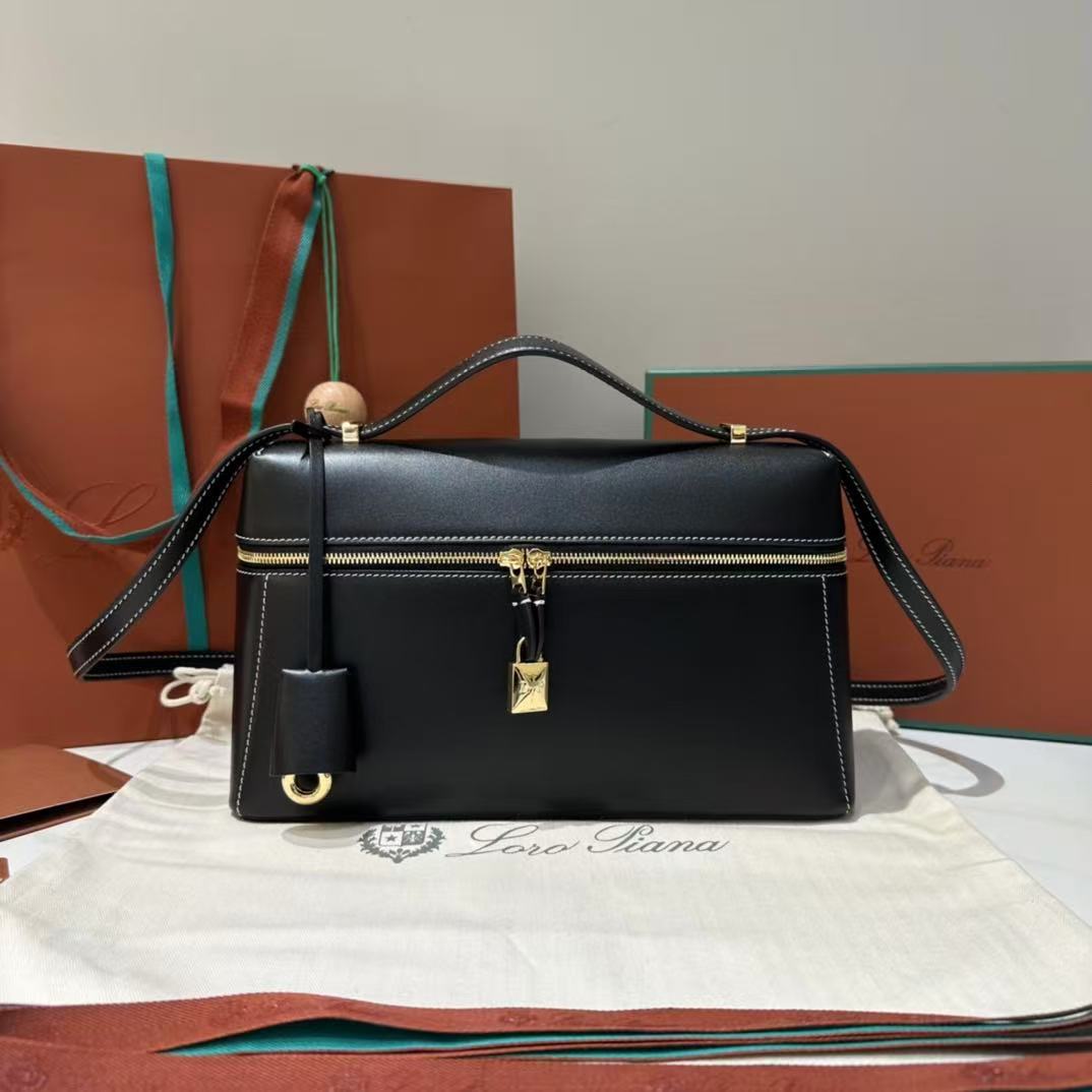 Loro Piana Extra Bag L27 in black smooth calfskin leather