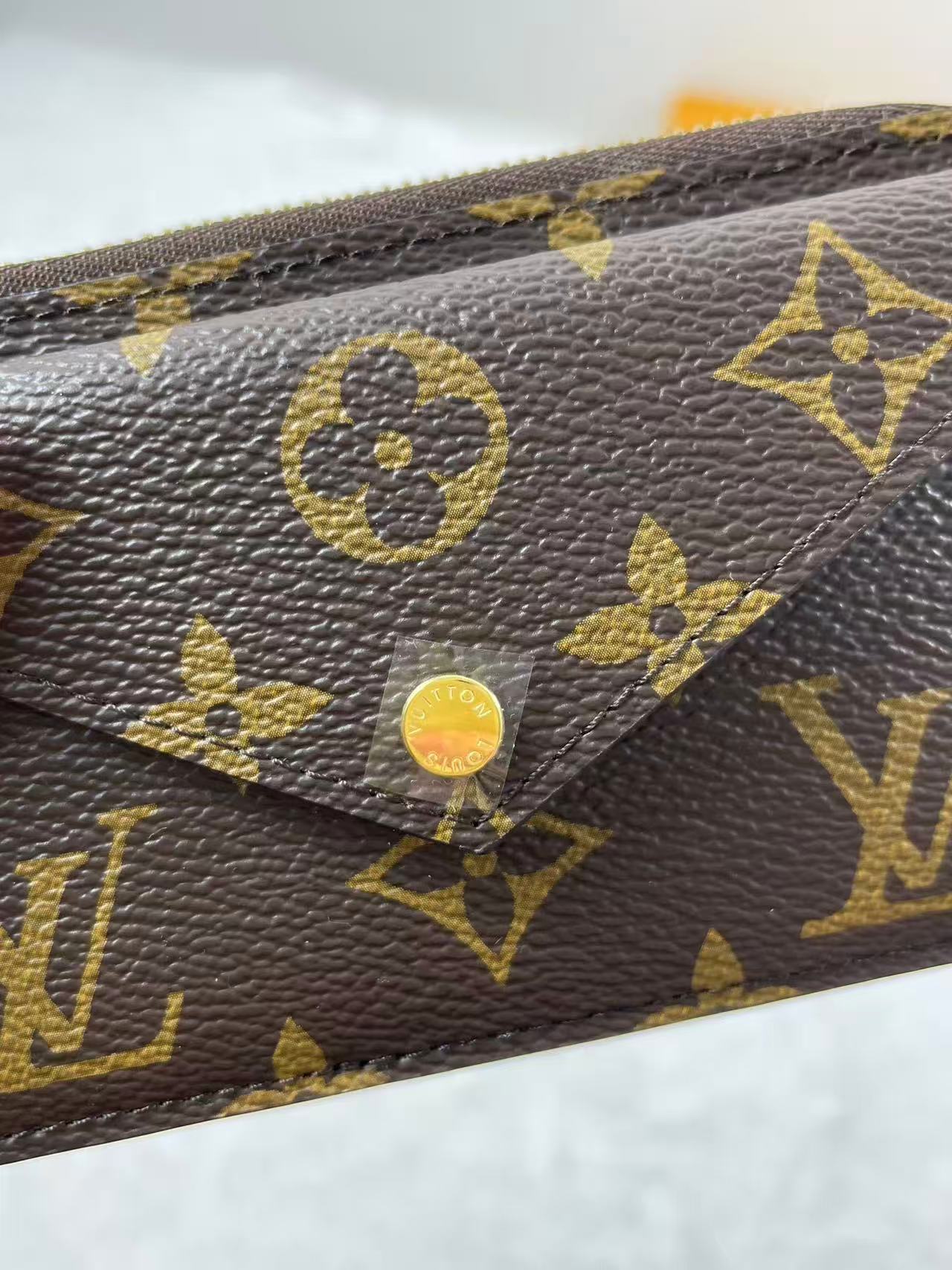 LV M69431 Card Holder Recto Verso