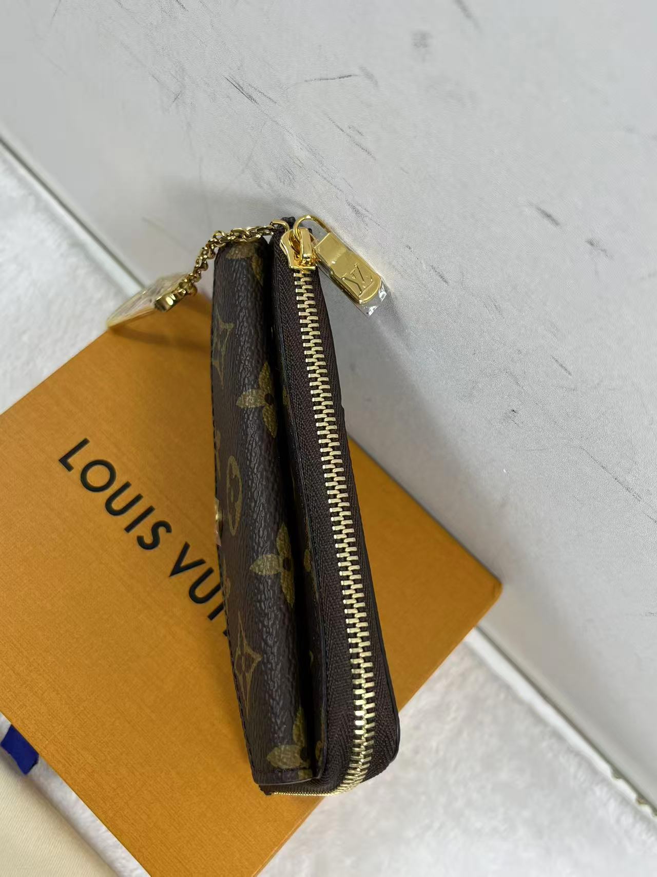 LV M69431 Card Holder Recto Verso