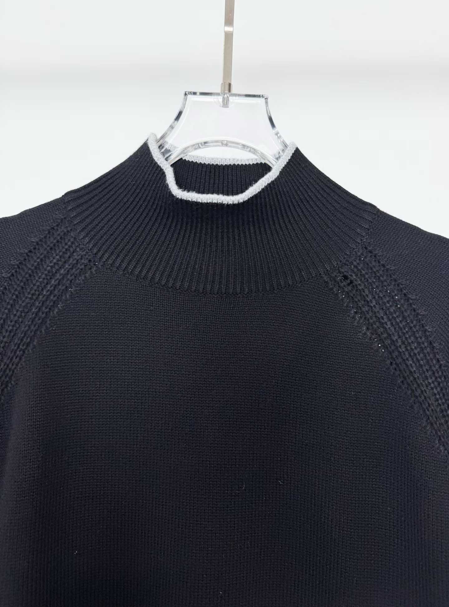 Moncler alpaca and wool blend turtleneck Black jumper with contrasting tipped trim
