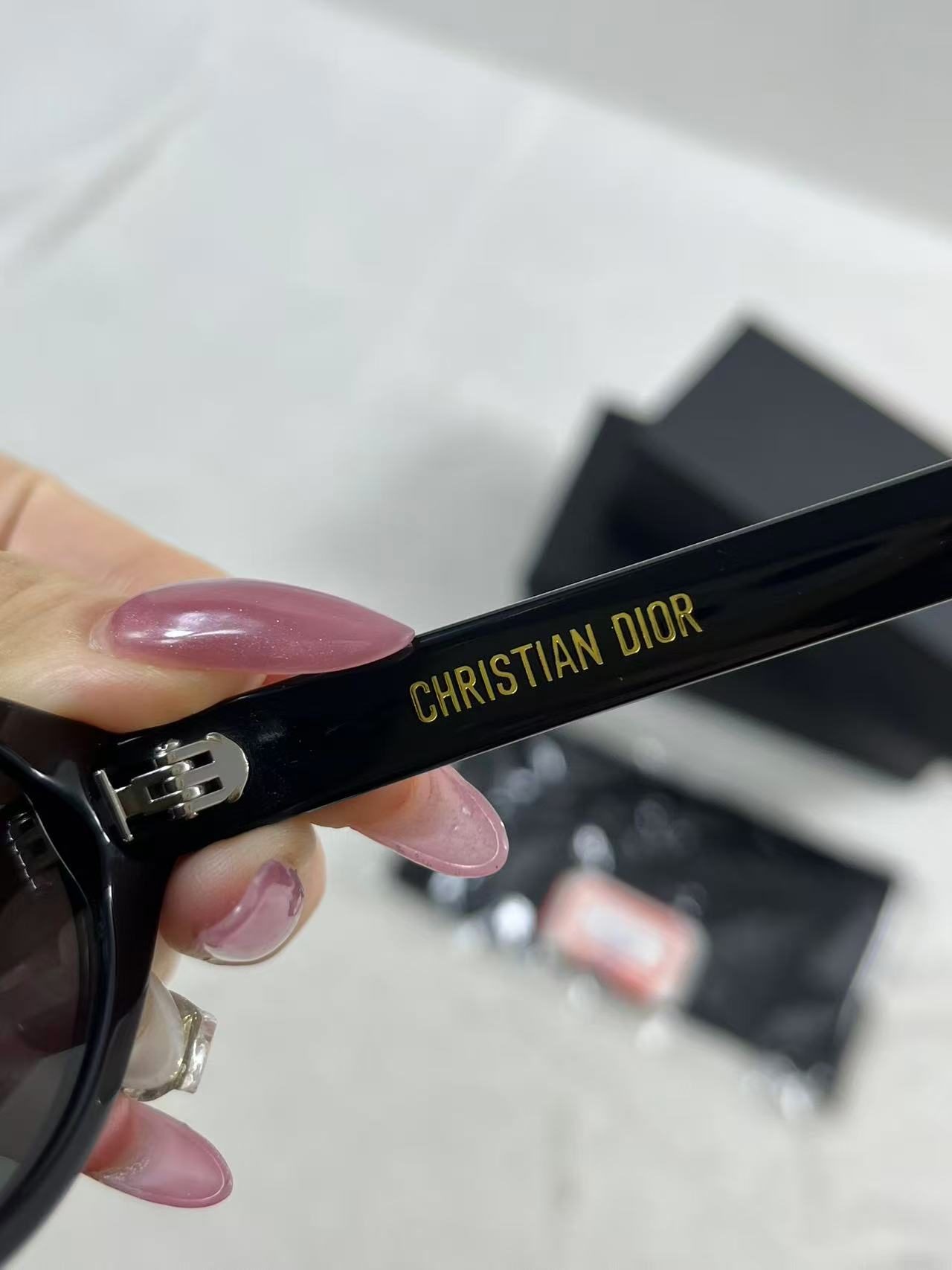 Dior Eyewear DiorPacific R1I oval-frame acetate sunglasses in black with gold-tone star details