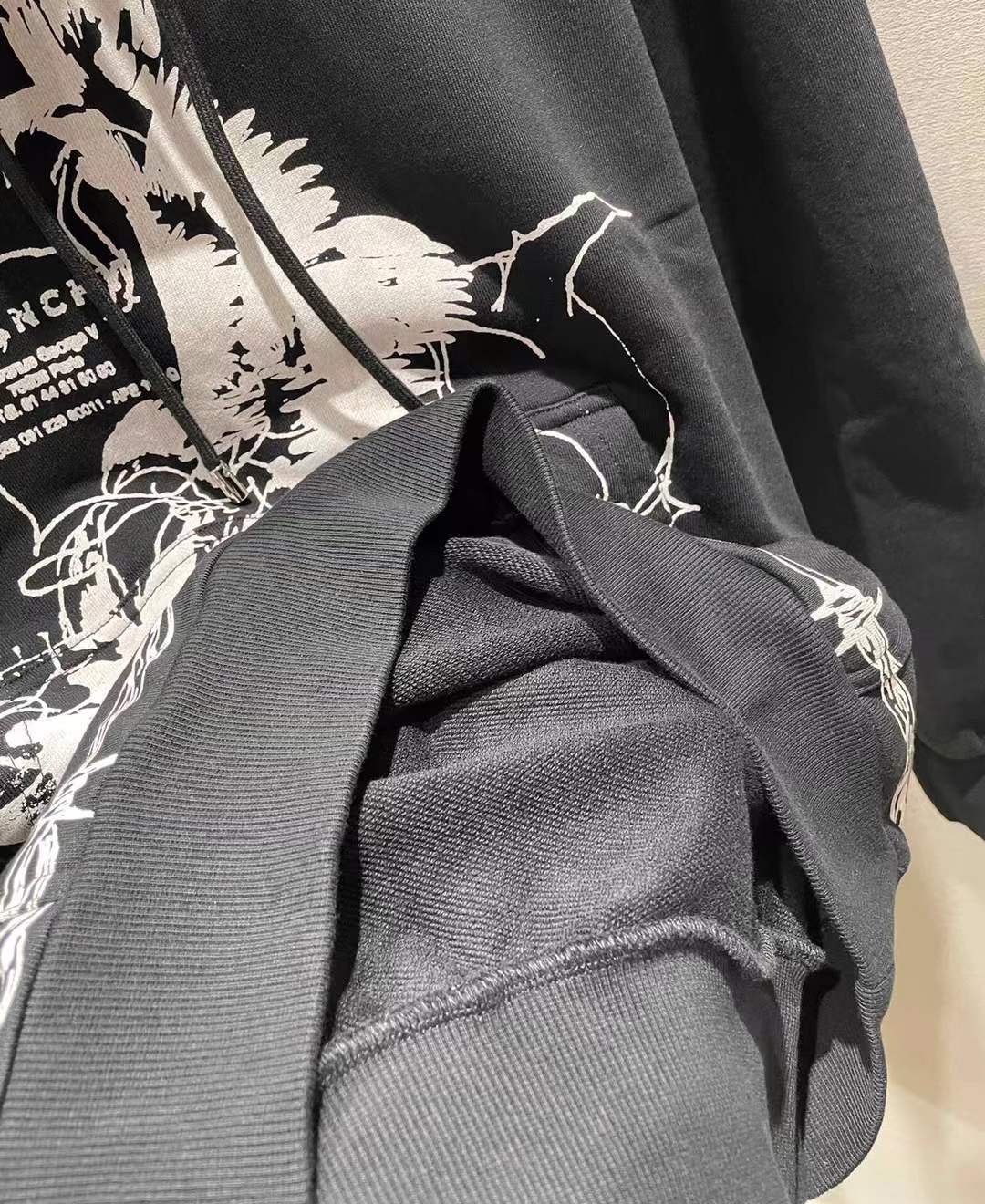 Givenchy Barbed Eagle oversized-fit cotton hoodie Black