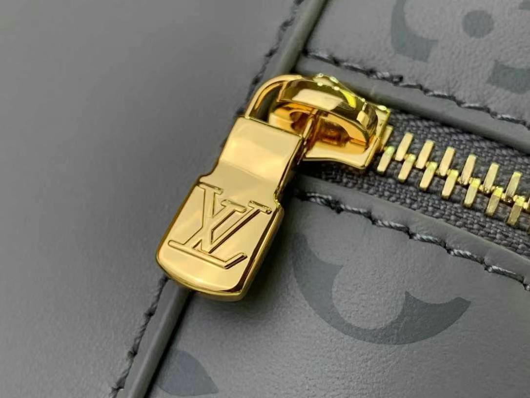 LV Vanity Chain Pouch in Monogram Ink Trianon calfskin leather