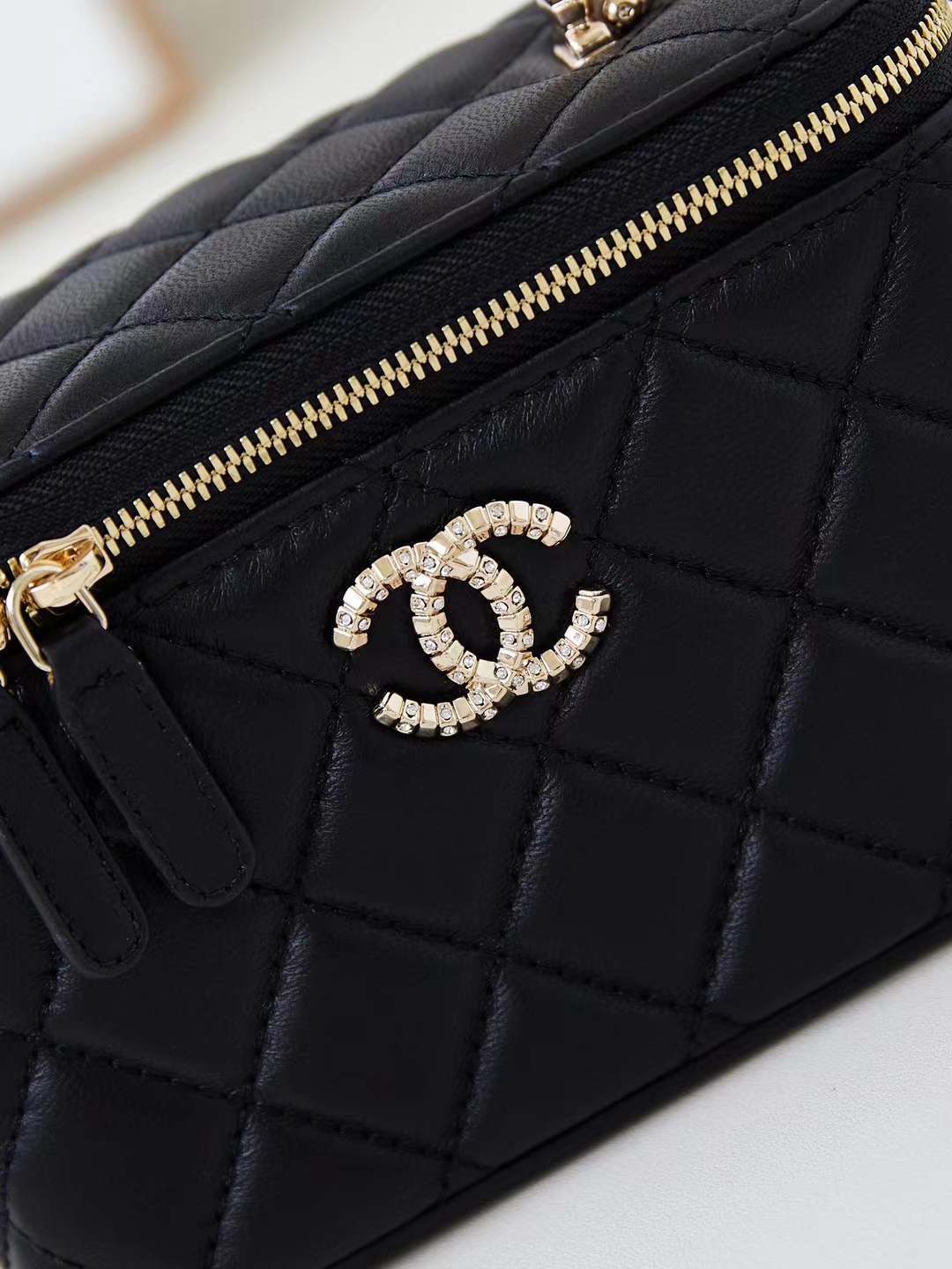 Chanel Vanity Case bag Black