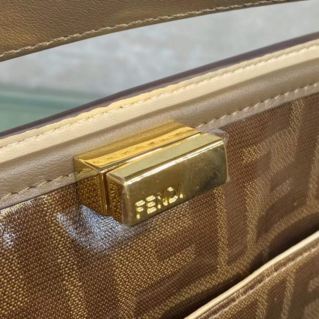 Fendi Peekaboo ISeeU handbag