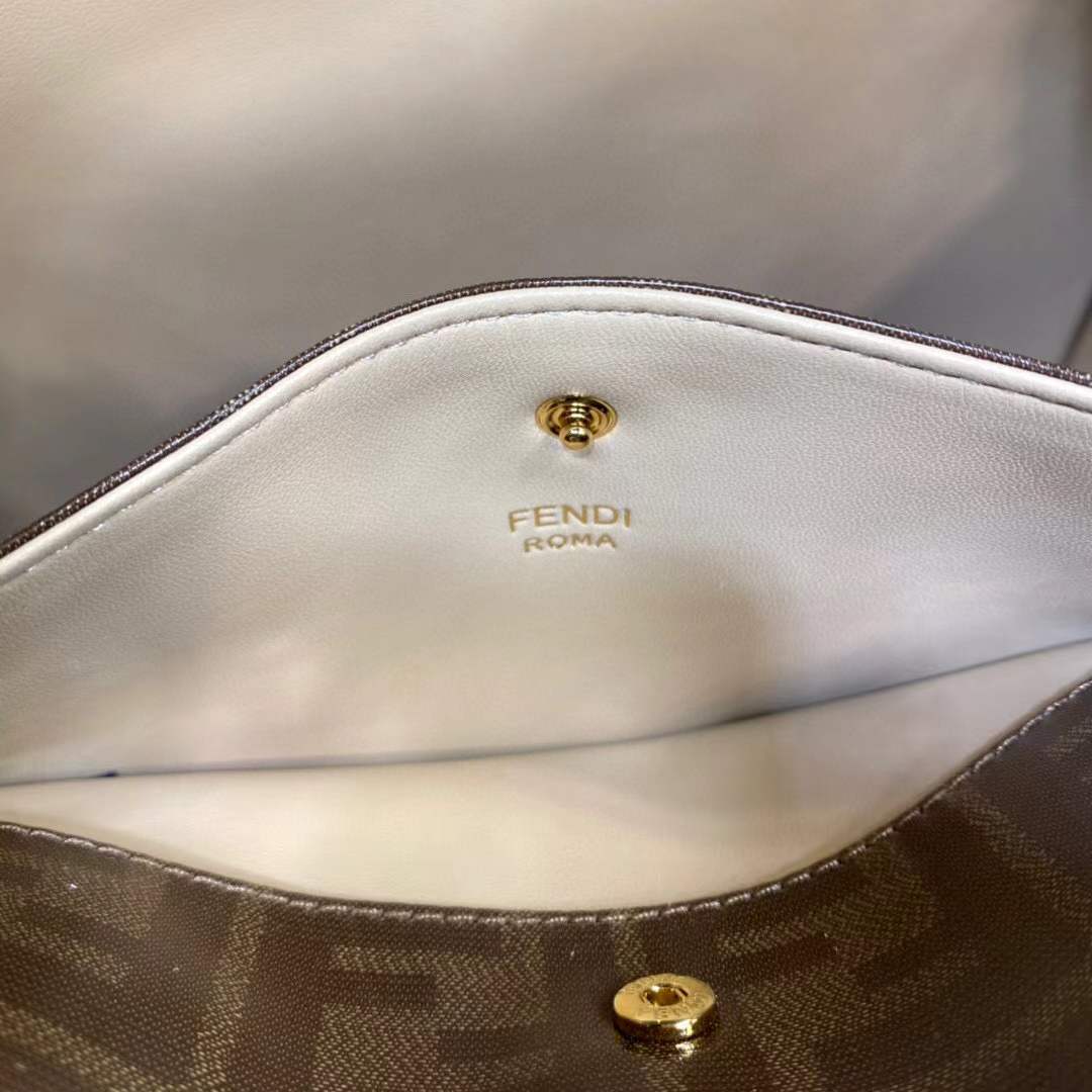 Fendi Peekaboo ISeeU handbag
