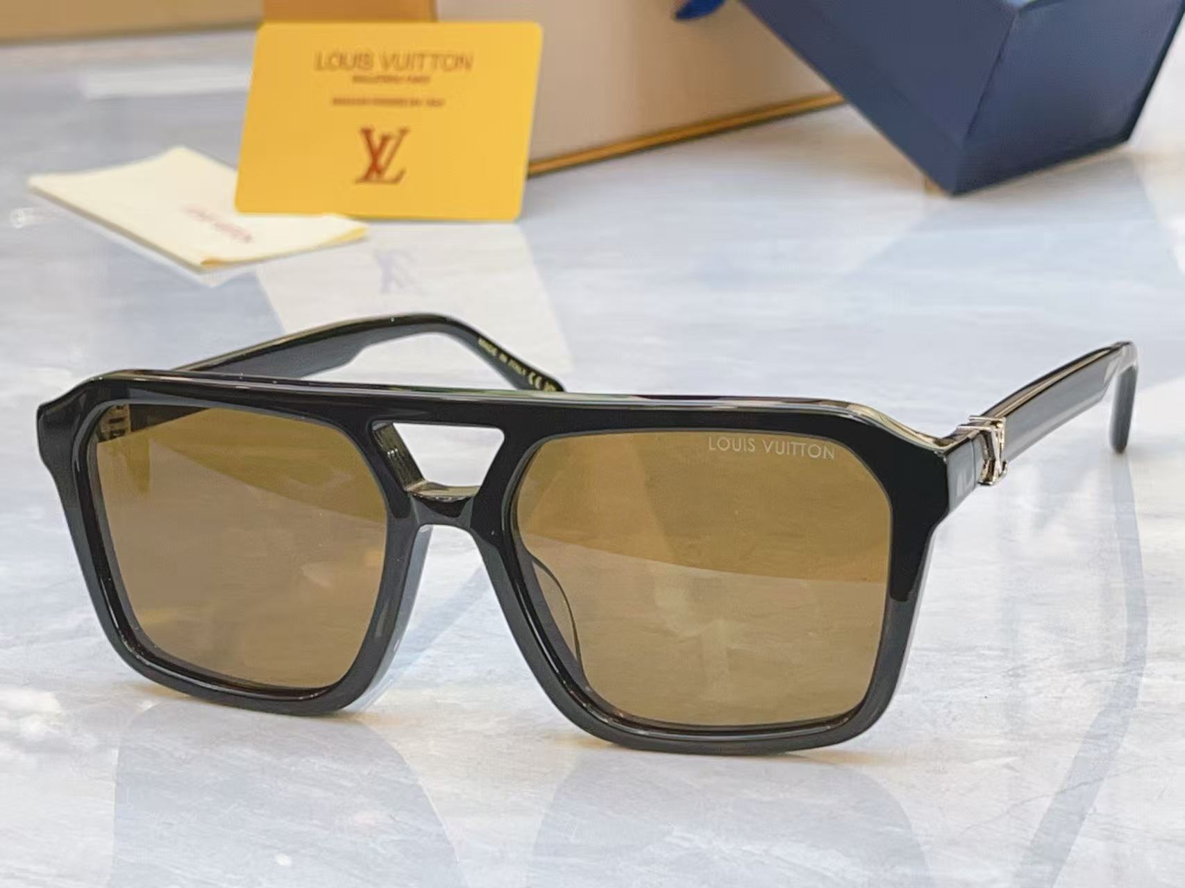 LV Z3120U Hit Large Square Sunglasses
