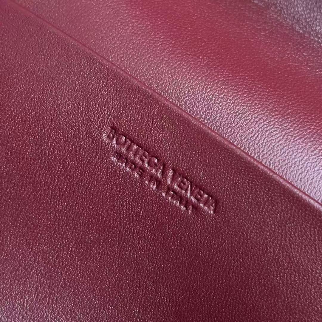 Bottega Veneta Bang Bang Intrecciato leather vanity case