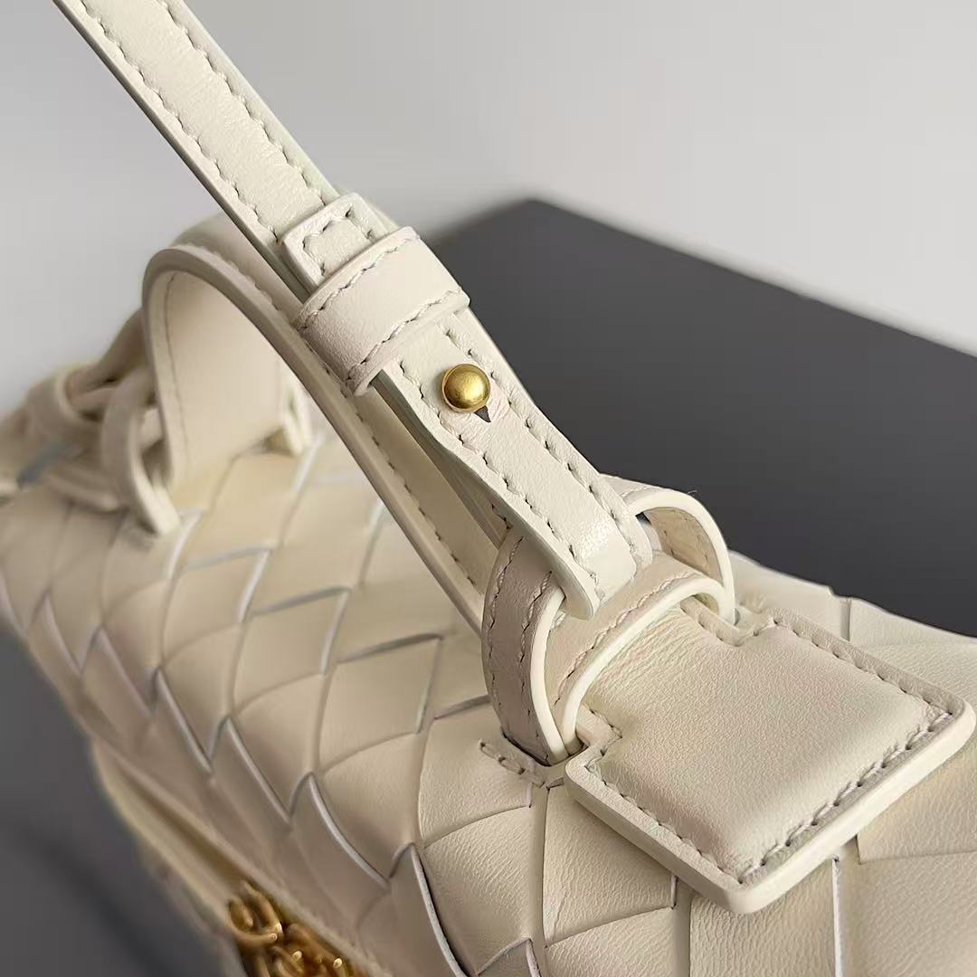 Bottega Veneta Bang Bang Intrecciato leather vanity bag