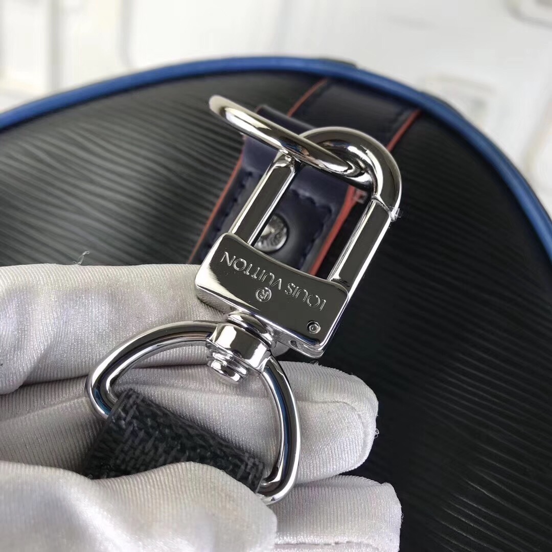 LV Keepall Bandoulière bag crafted from black Epi leather with a Damier Graphite strap.