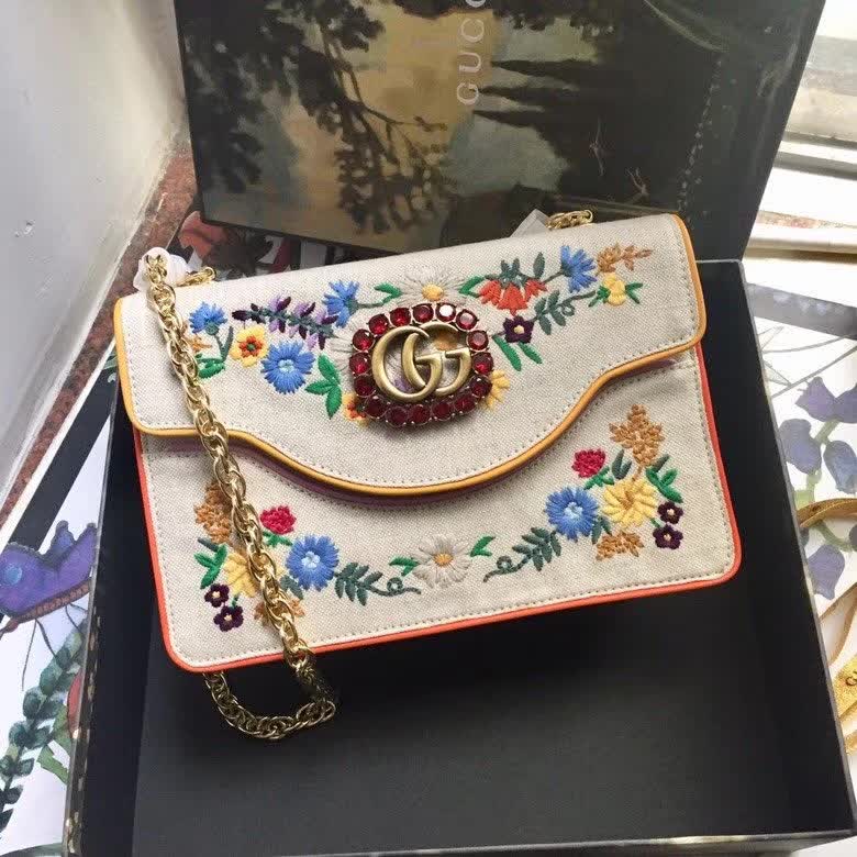 Gucci Linea Ricami Floral Cat Embroidered Shoulder Bag