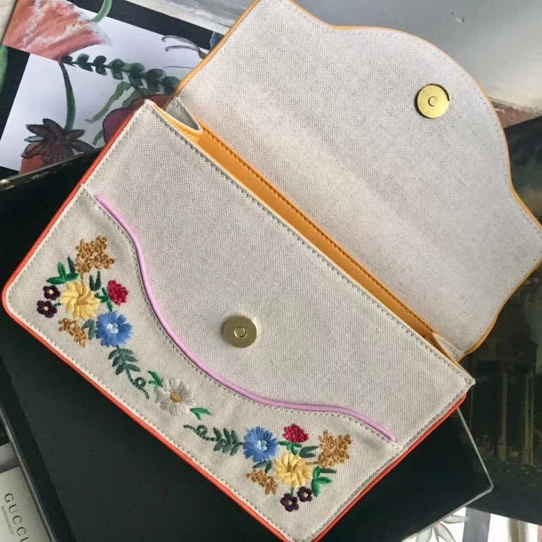 Gucci Linea Ricami Floral Cat Embroidered Shoulder Bag