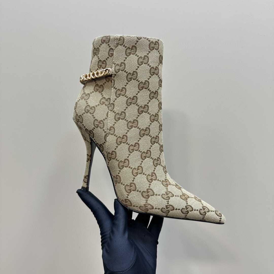 Gucci Women's Bombshell boots in beige GG canvas