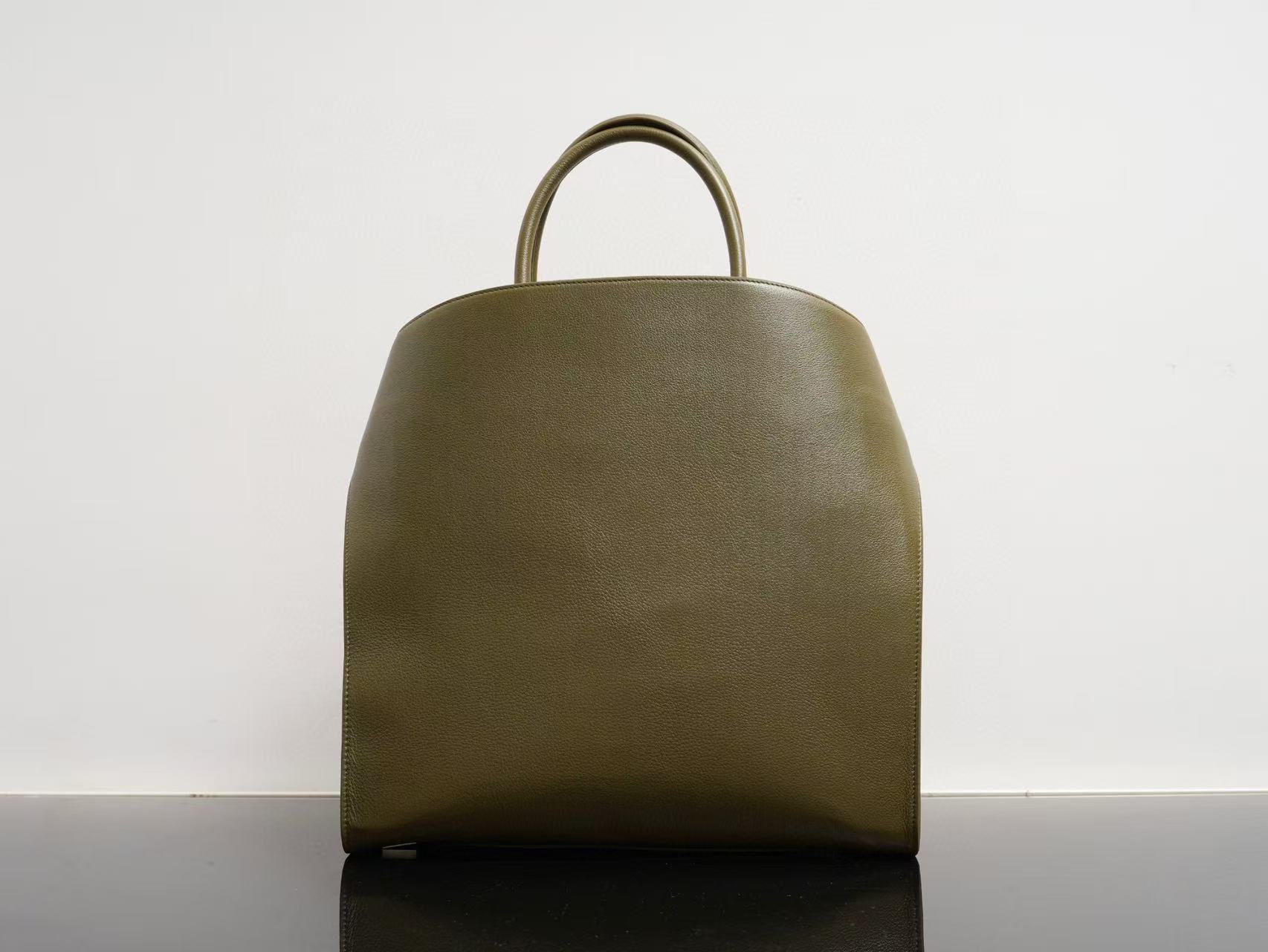 Ferragamo Hug Soft Bicolor Leather Shoulder Bag in moss green Black