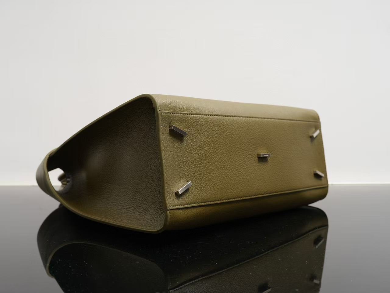 Ferragamo Hug Soft Bicolor Leather Shoulder Bag in moss green Black