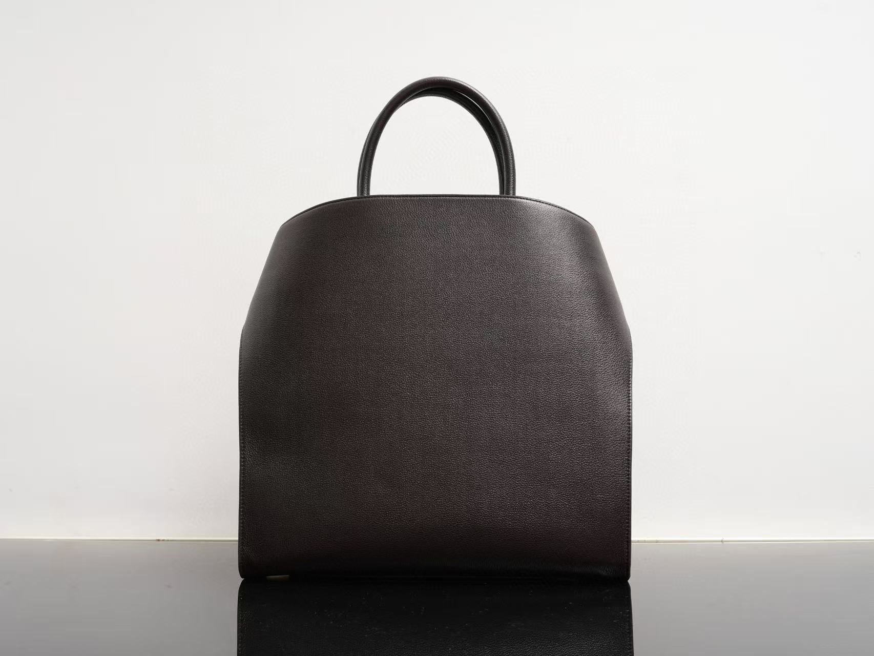 Ferragamo Hug Soft Bicolor Leather Shoulder Bag in moss green Black