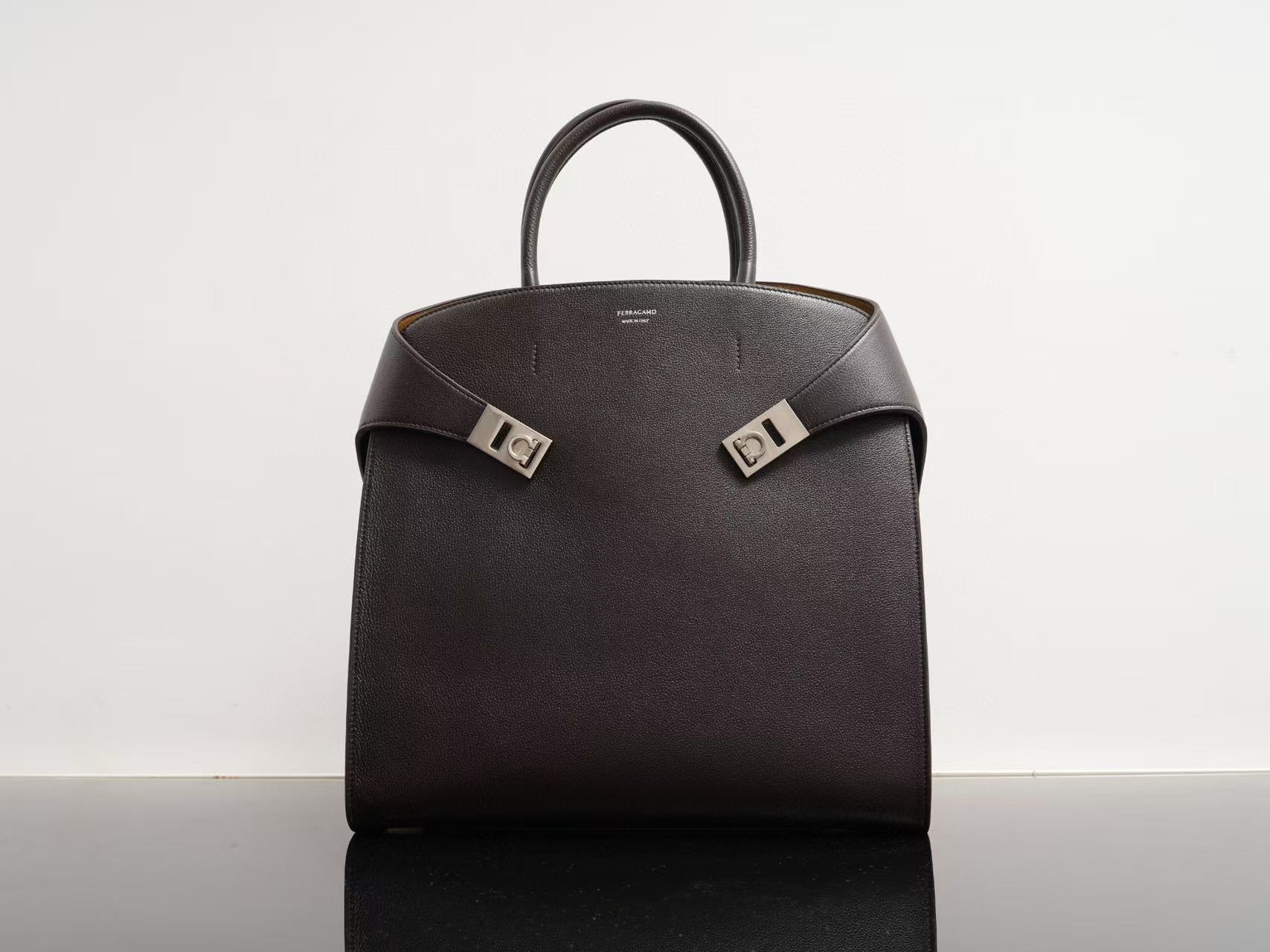 Ferragamo Hug Soft Bicolor Leather Shoulder Bag in moss green Black