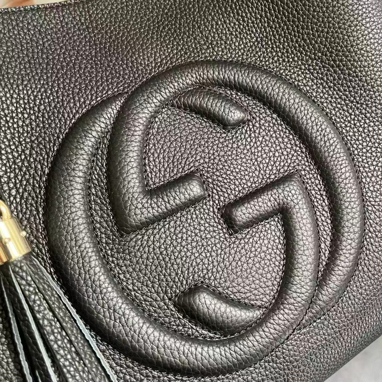 Gucci Black Pebbled Leather Medium bag