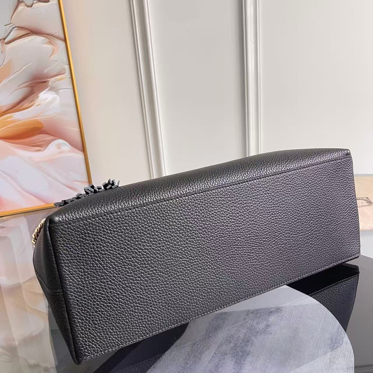 Gucci Black Pebbled Leather Medium bag