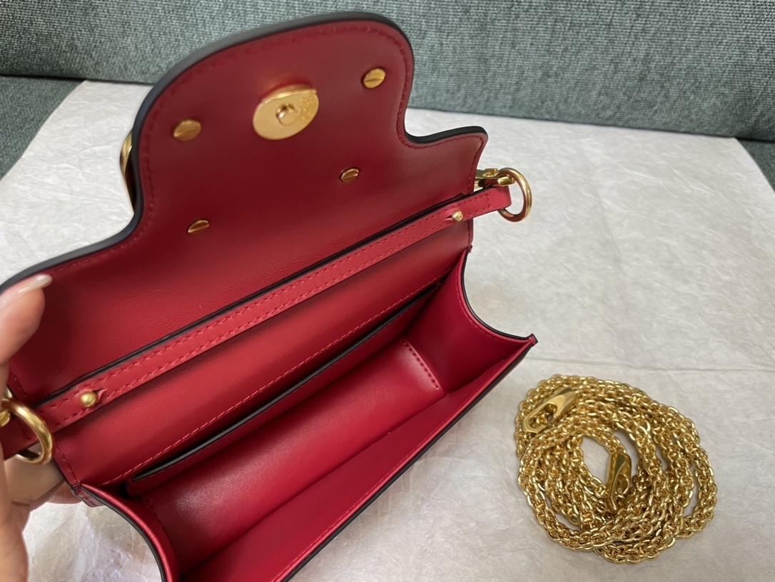 Valentino Garavani Leather shoulder bag