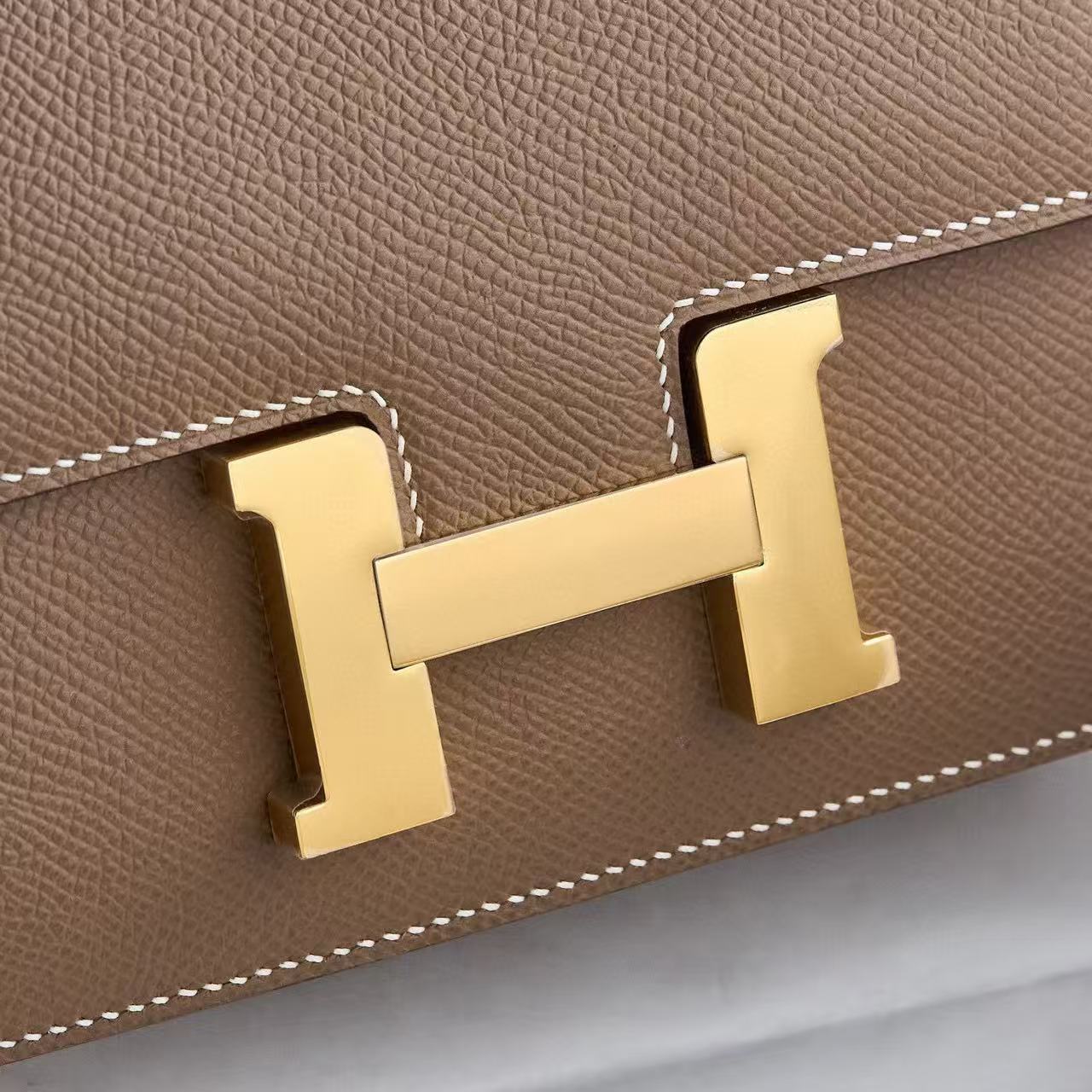 Hermès Constance 18 Shoulder Bag in Etoupe Epsom leather with gold hardware
