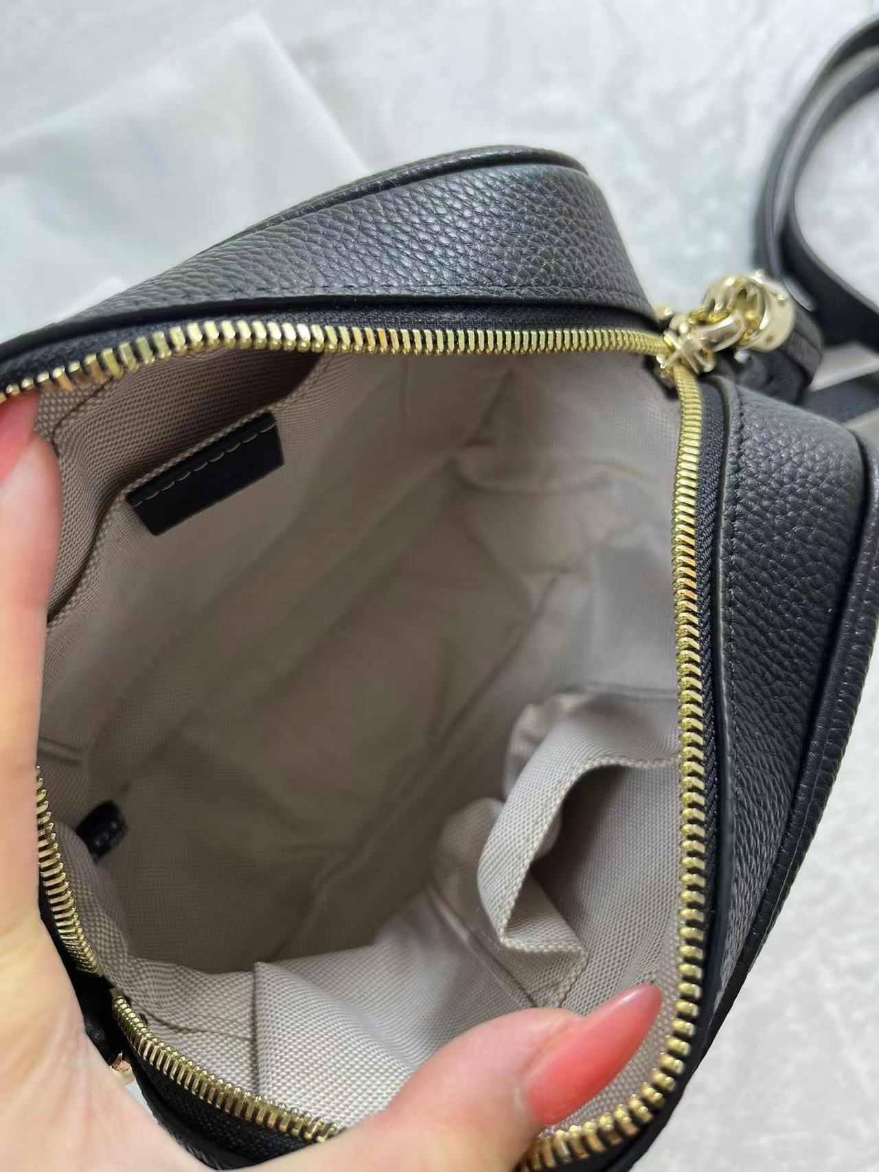 Gucci Leather Soho Small Disco Shoulder Bag Black Camera bag