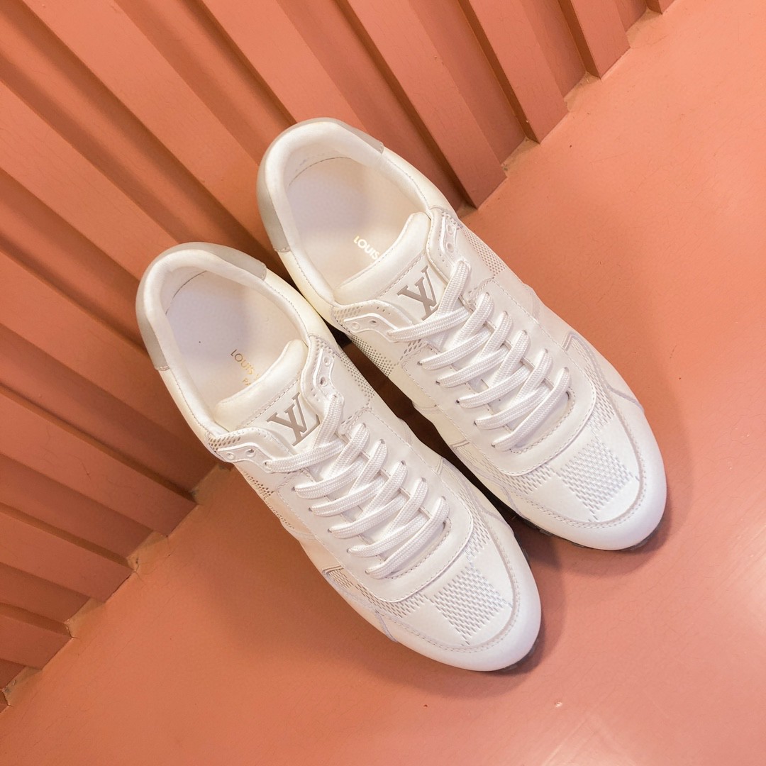 LV 1ACW23Run Away Sneaker