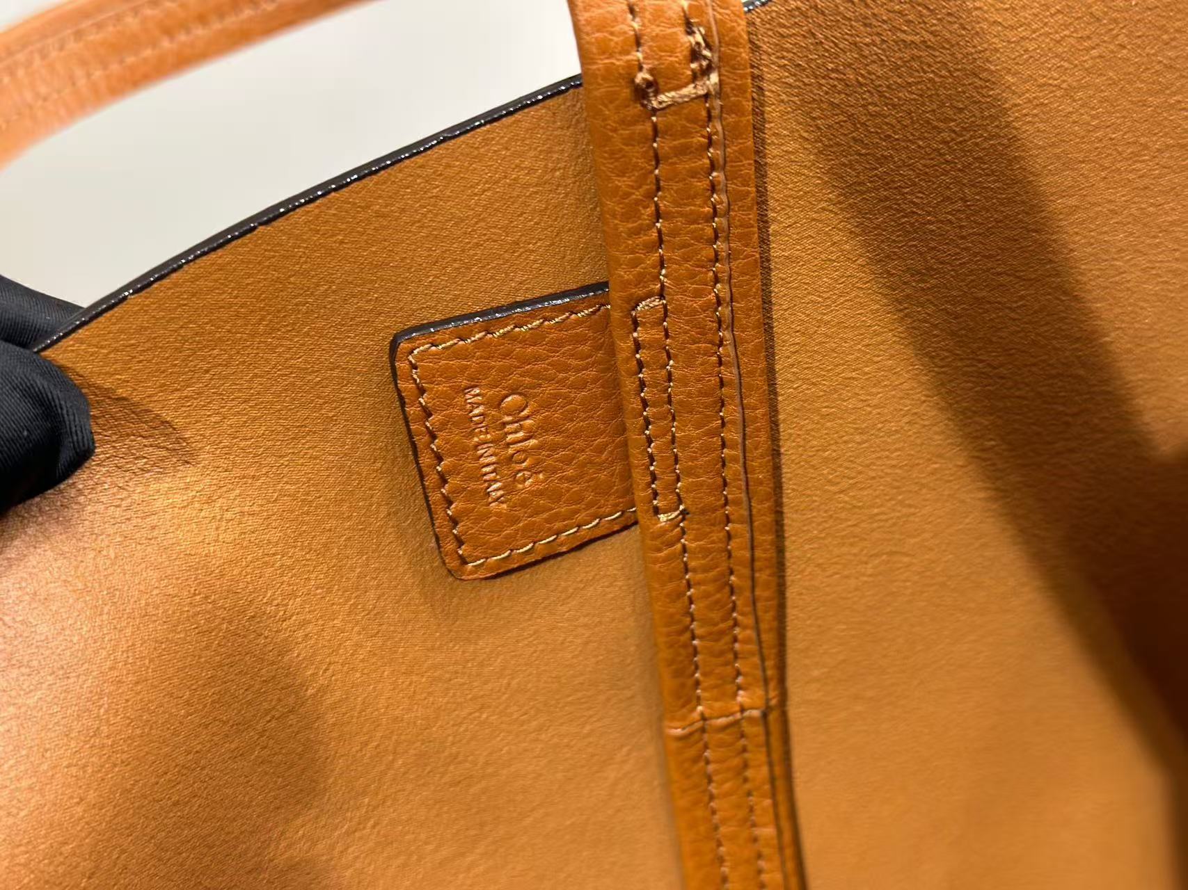 Chloe Spin tote bags in cognac brown