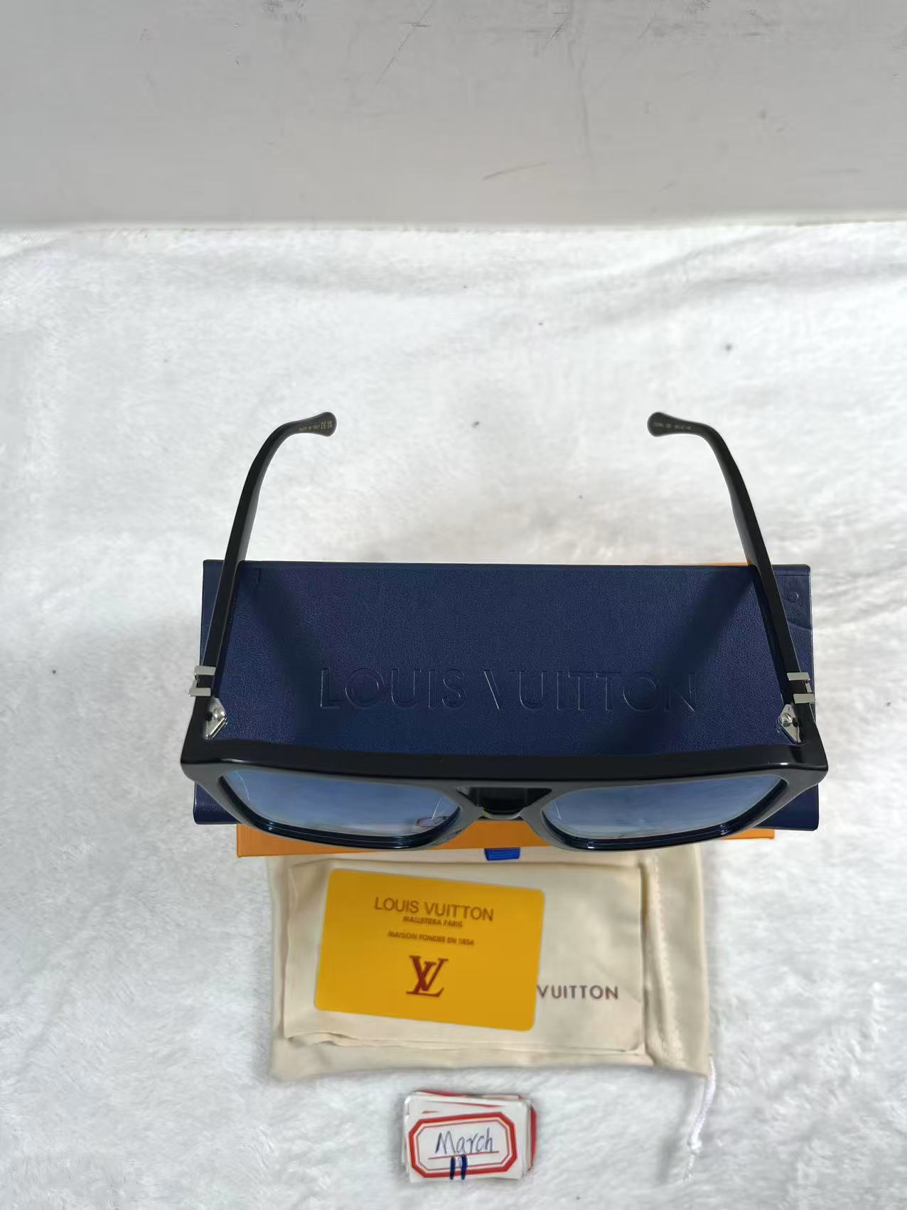 LV Z3120U IV Hit Large Square Sunglasses Blue