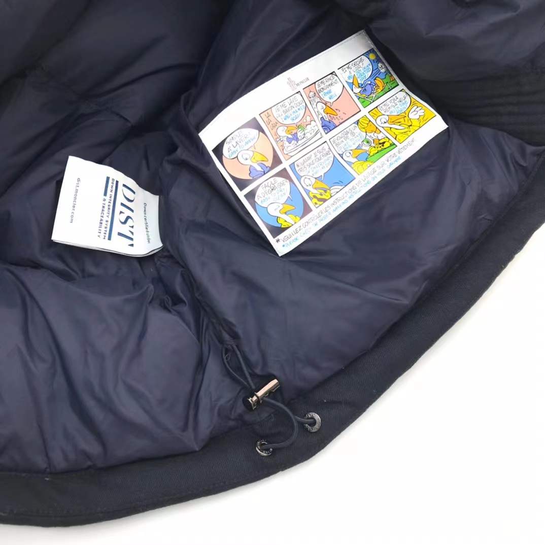 Moncler Montgenevre short down jacket