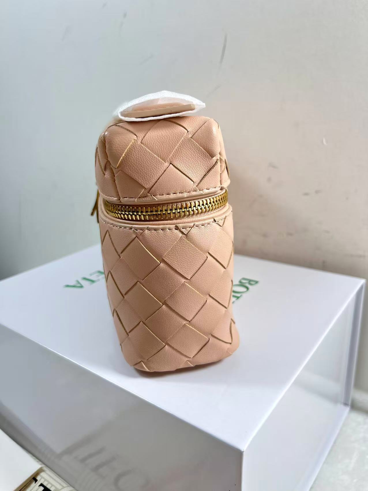 Bottega Veneta Bang Bang Vanity Case | Neiman Marcus