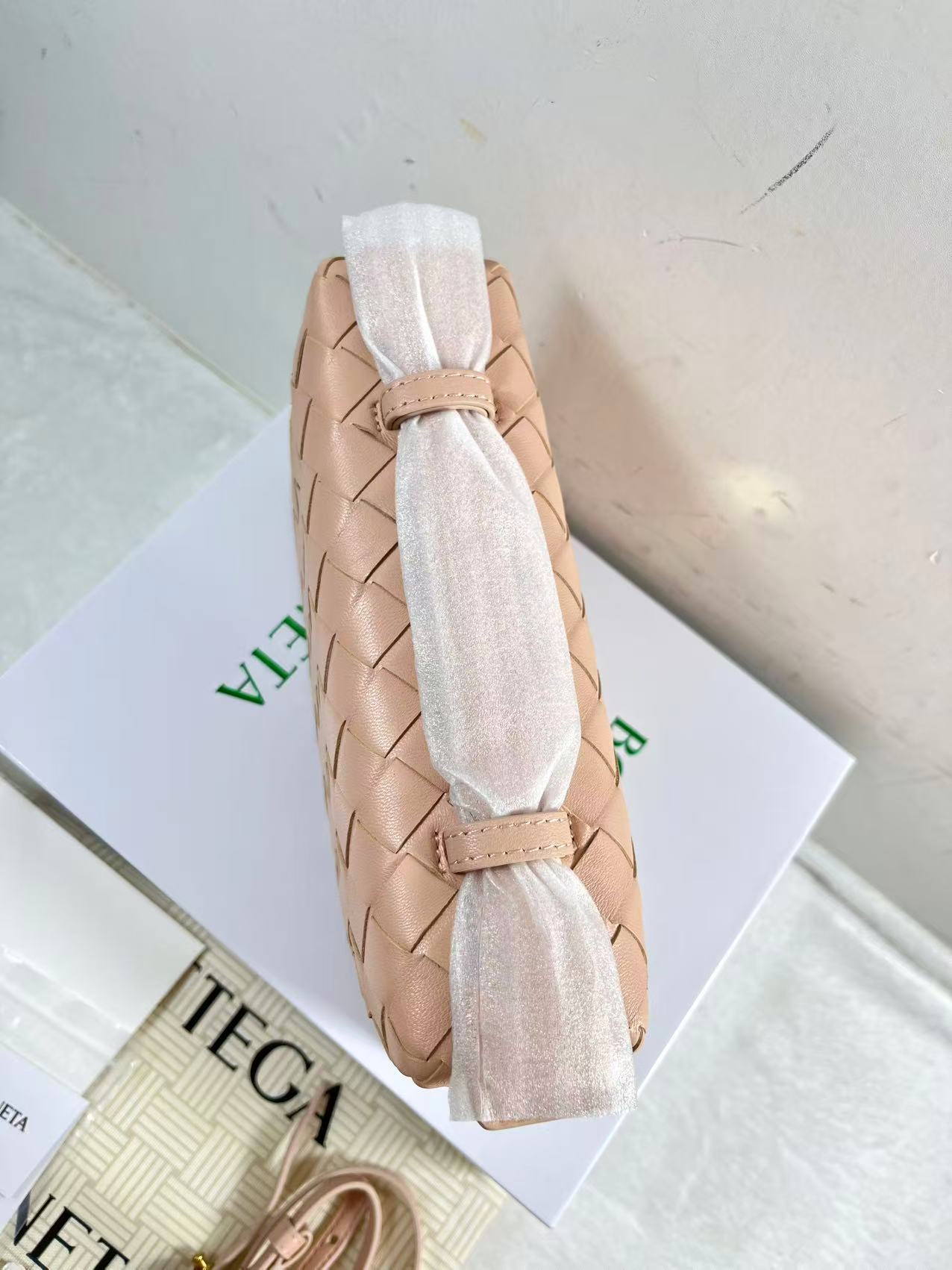 Bottega Veneta Bang Bang Vanity Case | Neiman Marcus