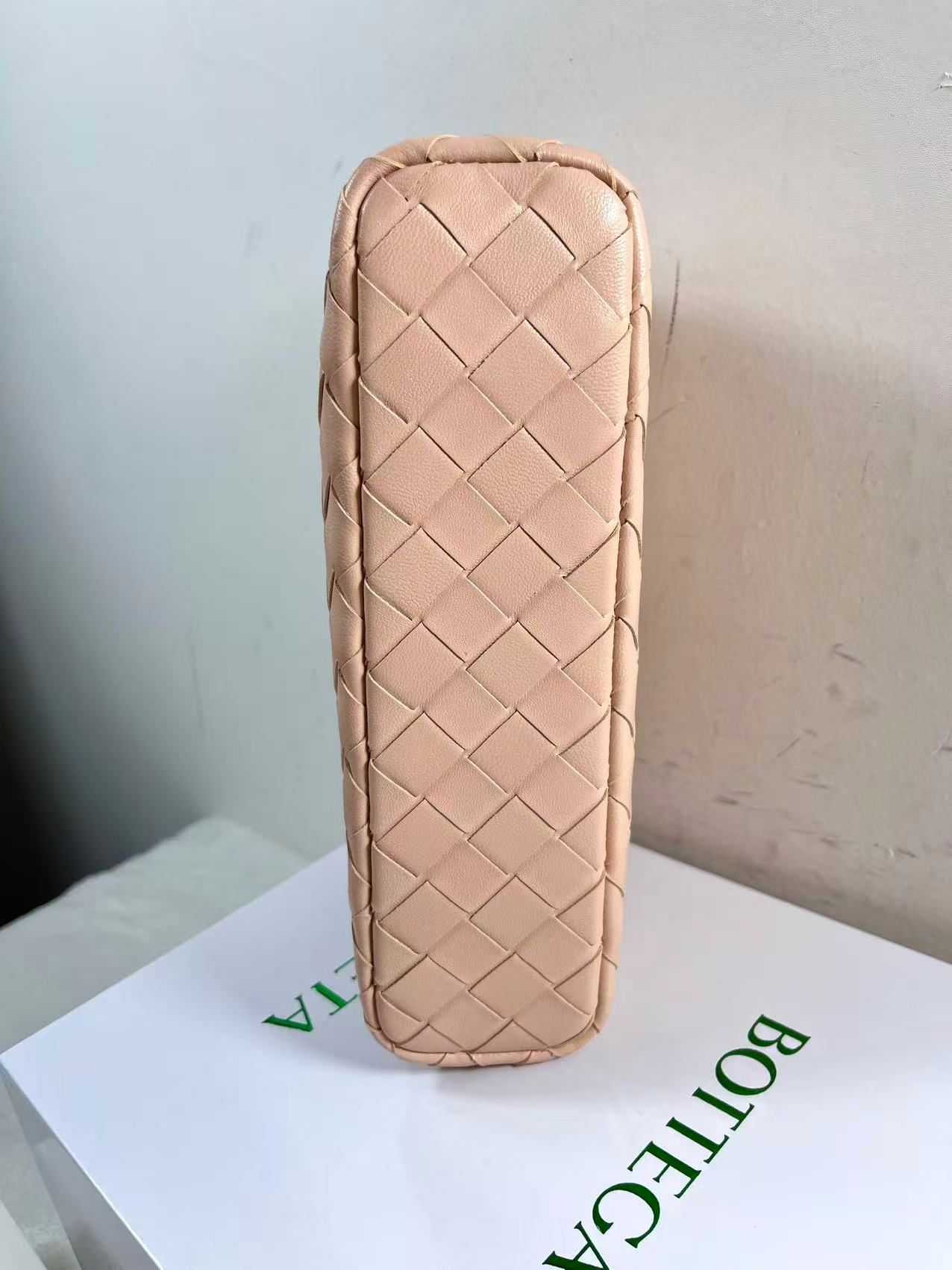 Bottega Veneta Bang Bang Vanity Case | Neiman Marcus