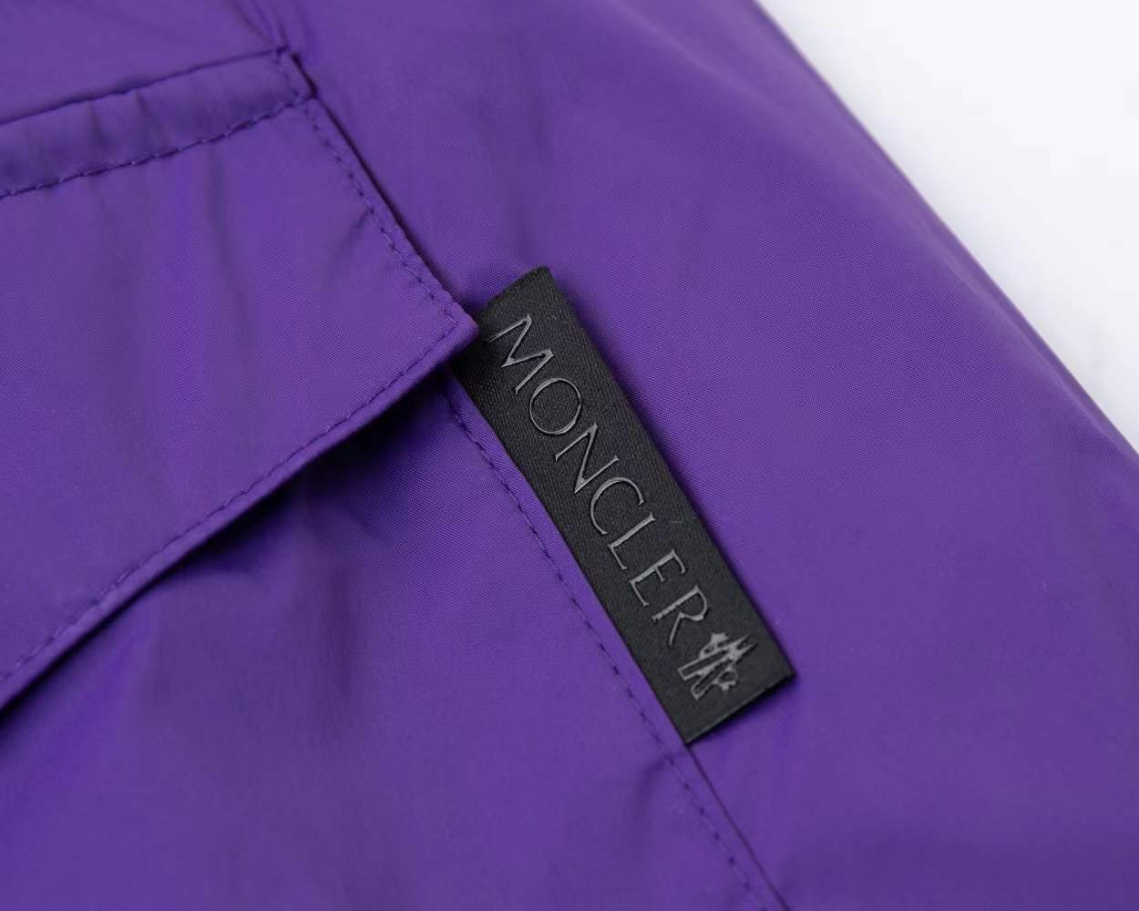 Moncler logo-tape drawstring shorts purple