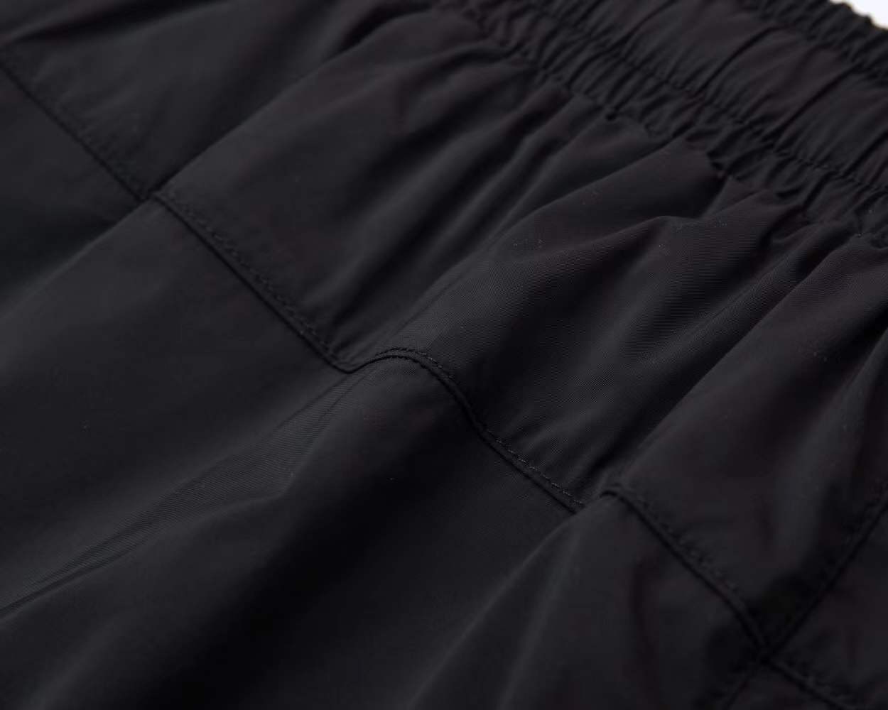 Moncler logo-patch shorts are designed for casual or swimwear