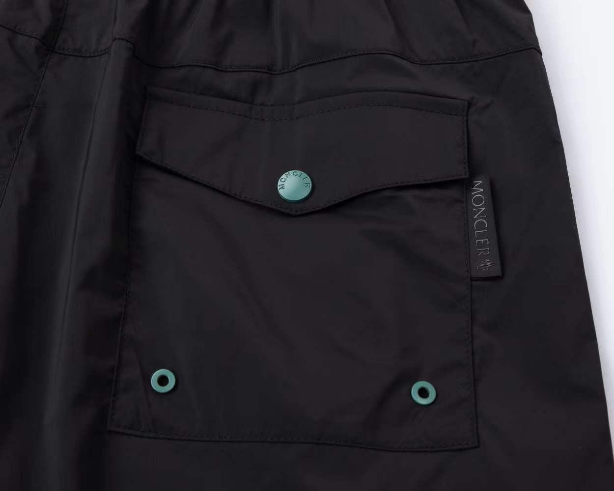 Moncler logo-patch shorts are designed for casual or swimwear