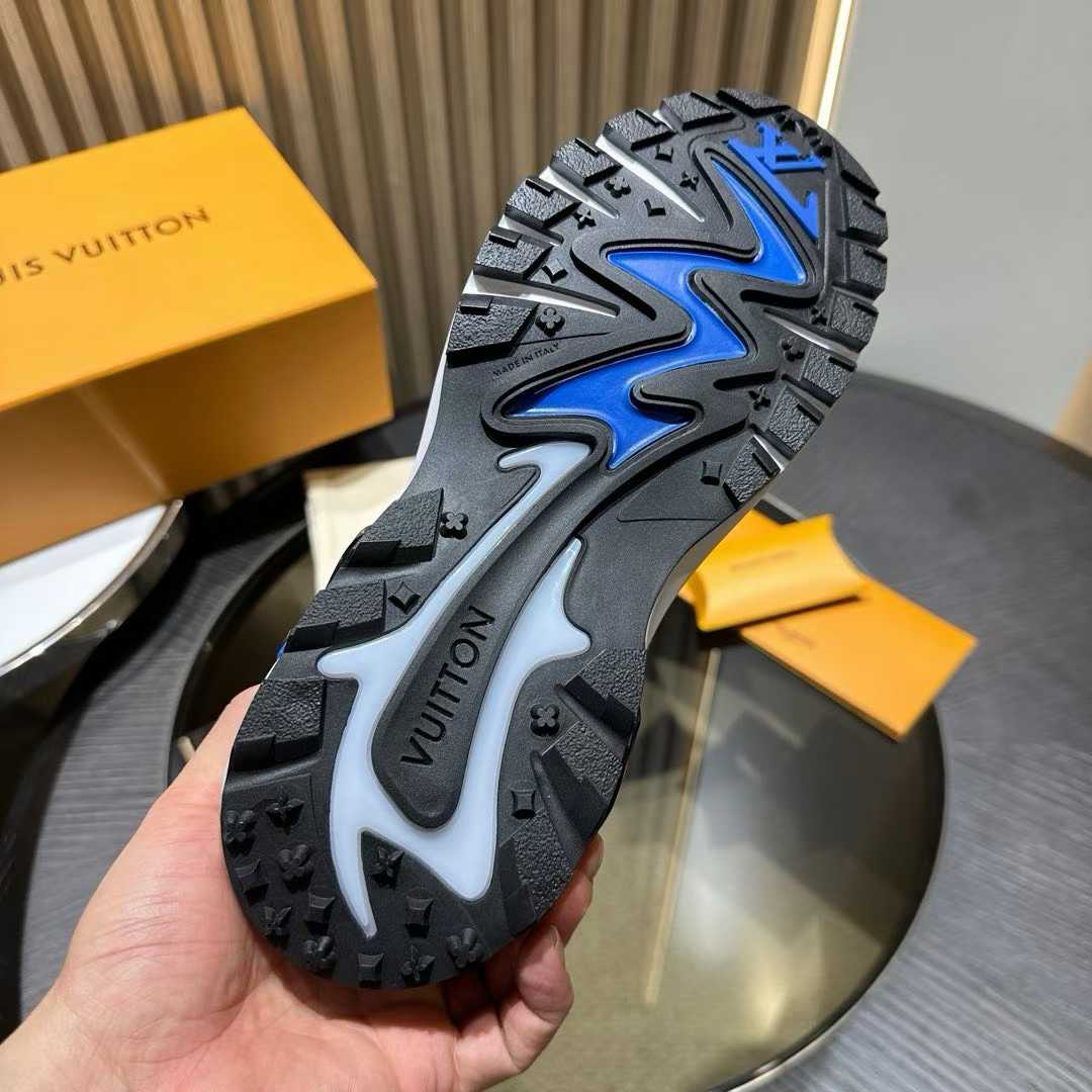 LV Runner Tatic sneakers a style inspired by running shoes and first introduced in the Spring-Summer 2022 men's collection